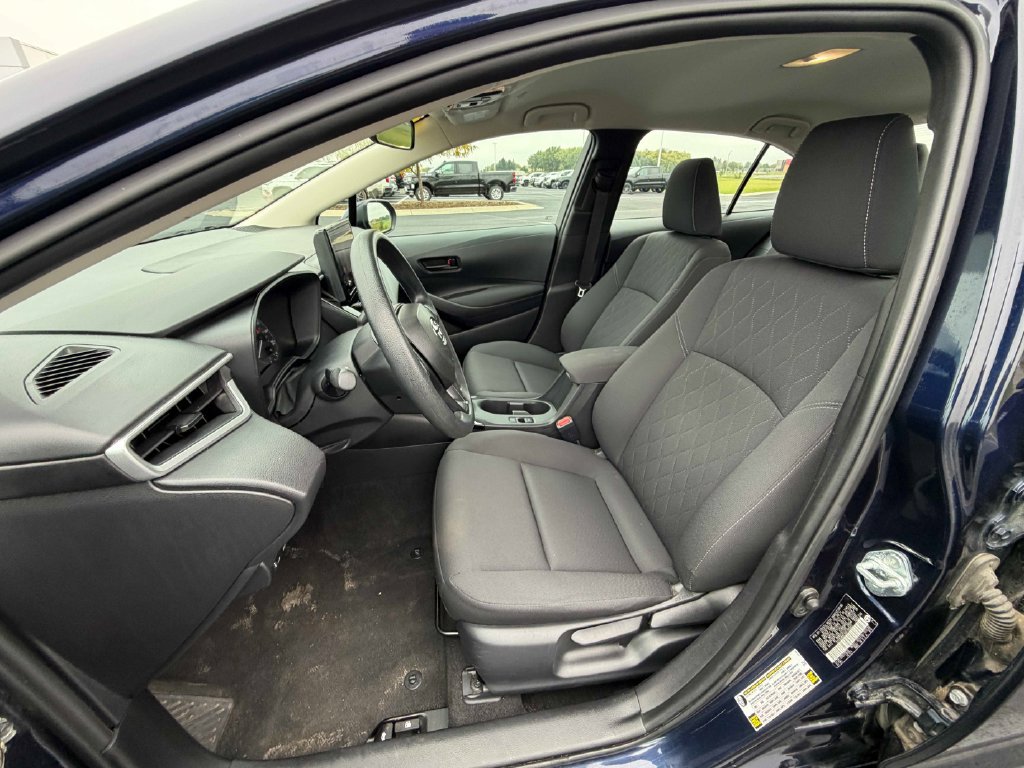 Used 2024 Toyota Corolla LE FWD image 18