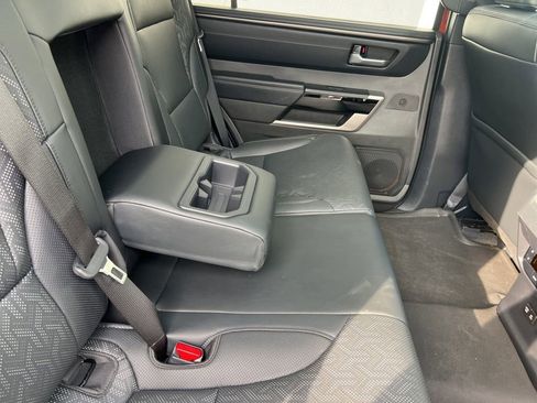Used 2025 Toyota Sequoia Limited w/ TRD Off-Road Package AWD/4WD image 31