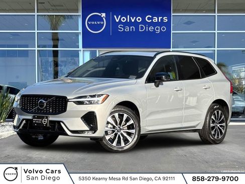 Certified 2025 Volvo XC60 B5 Core AWD/4WD image 1
