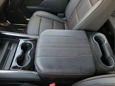 Used 2025 Chevrolet Tahoe High Country AWD/4WD image 20
