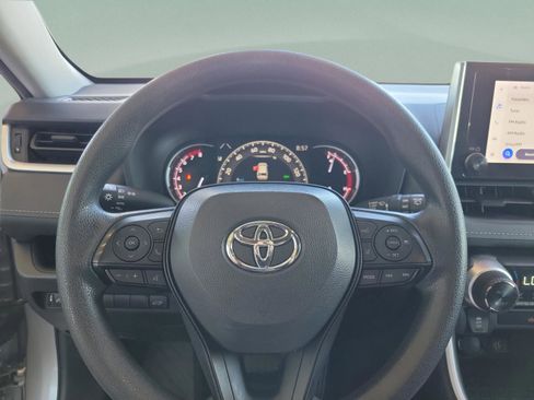 Used 2024 Toyota RAV4 XLE w/ Convenience Package FWD image 12