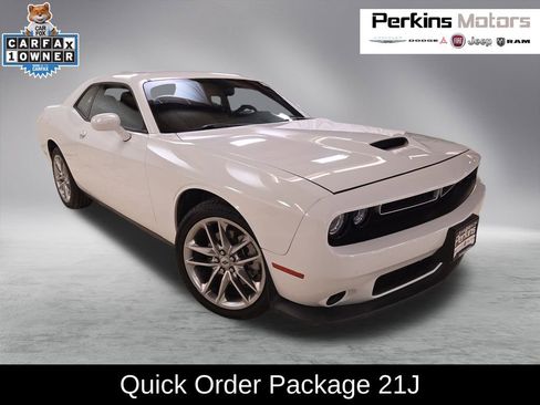 Used 2023 Dodge Challenger GT image 1
