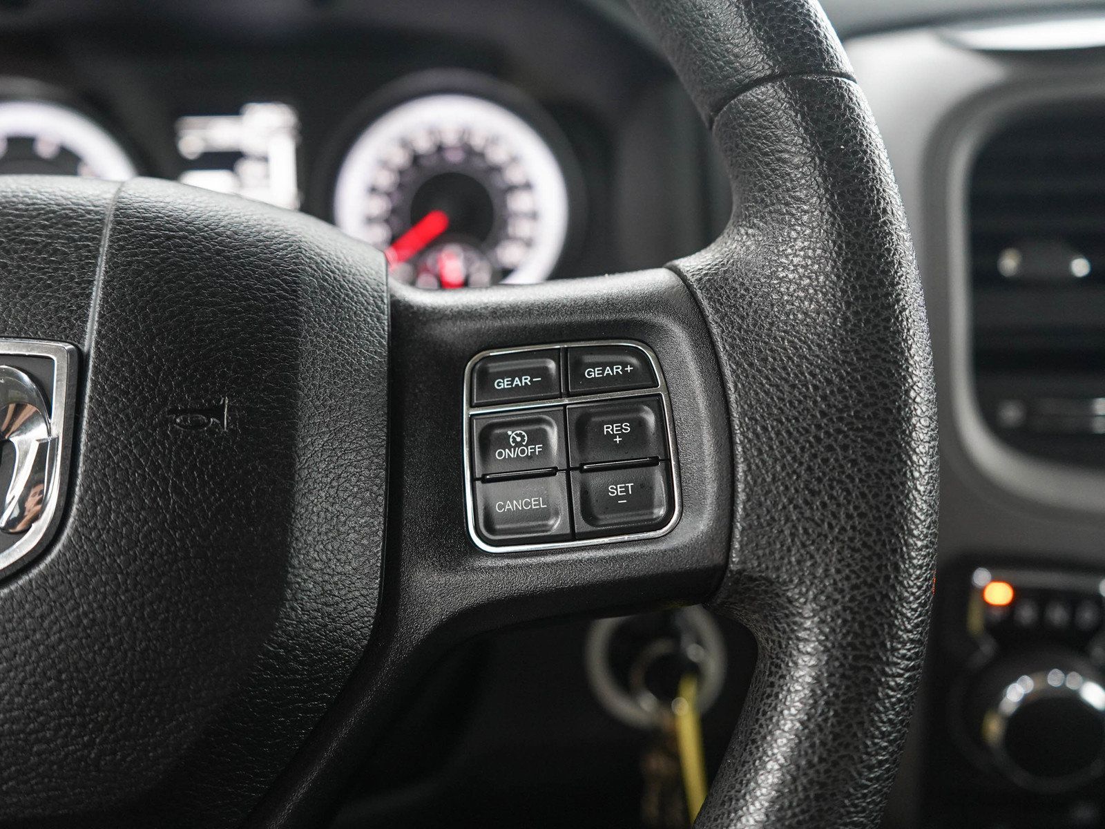 Used 2015 RAM 1500 Express AWD/4WD image 24