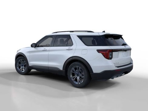 New 2026 Ford Explorer Active w/ Active Comfort Package image 4