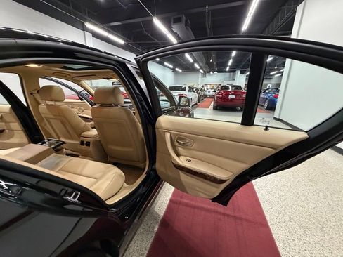 Used 2011 BMW 328i xDrive Sedan image 31