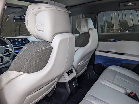 New 2026 Cadillac Optiq Luxury 1 image 12