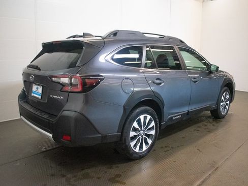 Certified 2024 Subaru Outback Limited AWD/4WD image 4