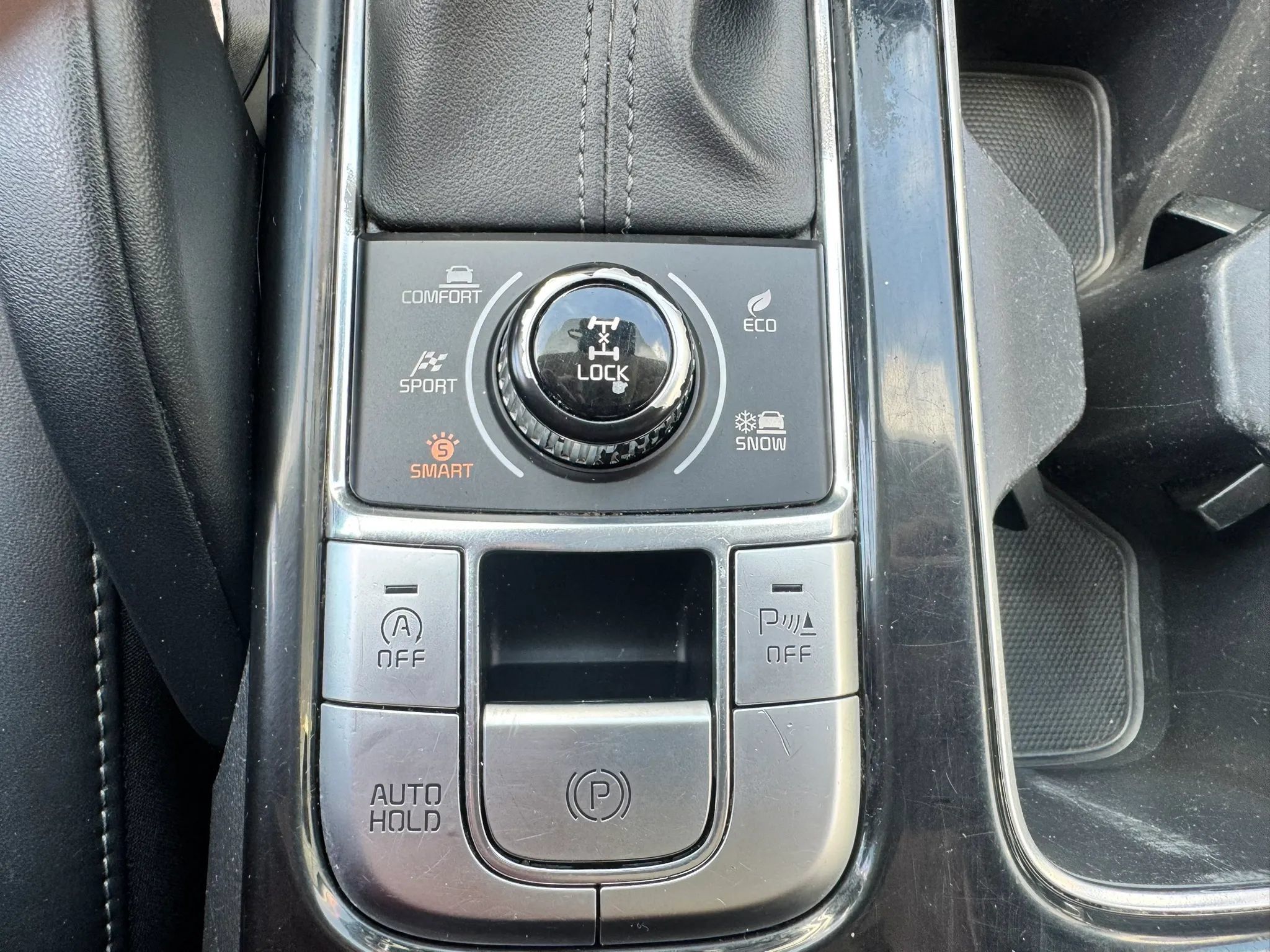 Used 2020 Kia Telluride S AWD/4WD image 36