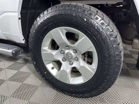 Used 2022 RAM 1500 Big Horn AWD/4WD image 14