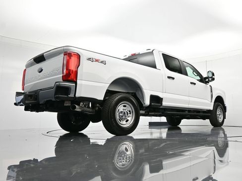 New 2026 Ford F250 XL w/ XL Chrome Package AWD/4WD image 42