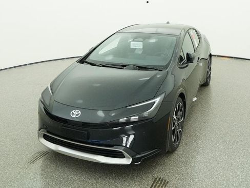 New 2026 Toyota Prius Plug-In Hybrid FWD image 60