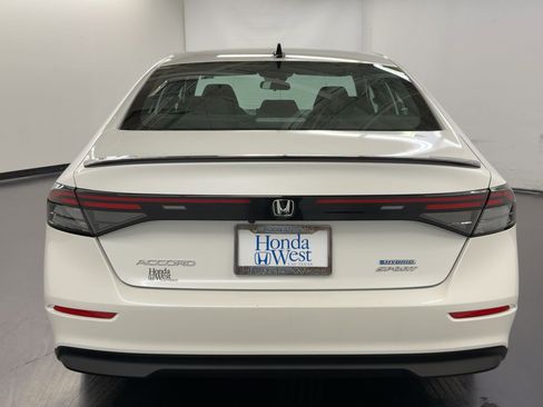 Used 2023 Honda Accord Sport image 10
