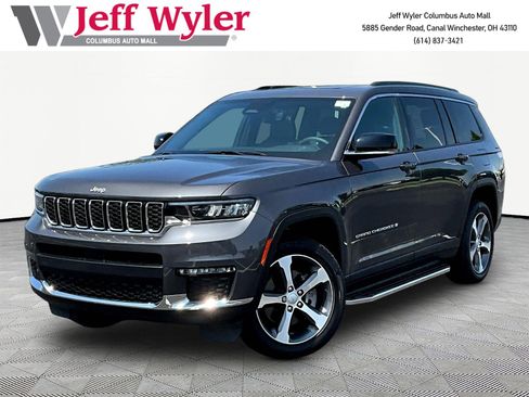 Used 2024 Jeep Grand Cherokee L Limited AWD/4WD image 1
