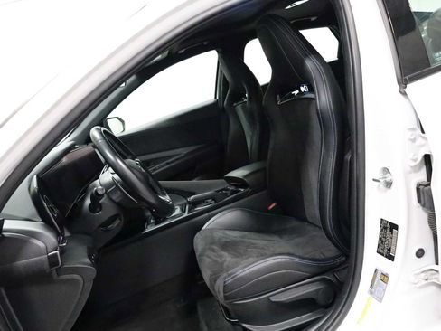 Used 2022 Hyundai Elantra N FWD image 5