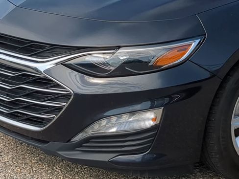 Used 2023 Chevrolet Malibu LT image 11