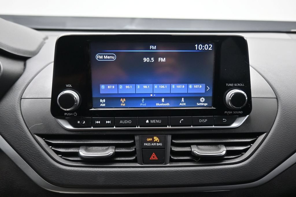 Used 2024 Nissan Altima 2.5 S FWD image 16