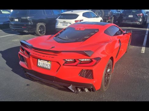 Used 2023 Chevrolet Corvette Stingray Premium Cpe w/ Z51 Performance Package RWD image 6