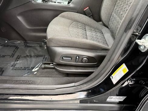 Used 2024 Chevrolet Equinox LT AWD/4WD image 13