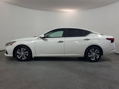Used 2019 Nissan Altima 2.5 S image 4