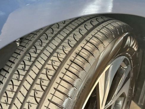 Certified 2025 Subaru Legacy Premium image 19