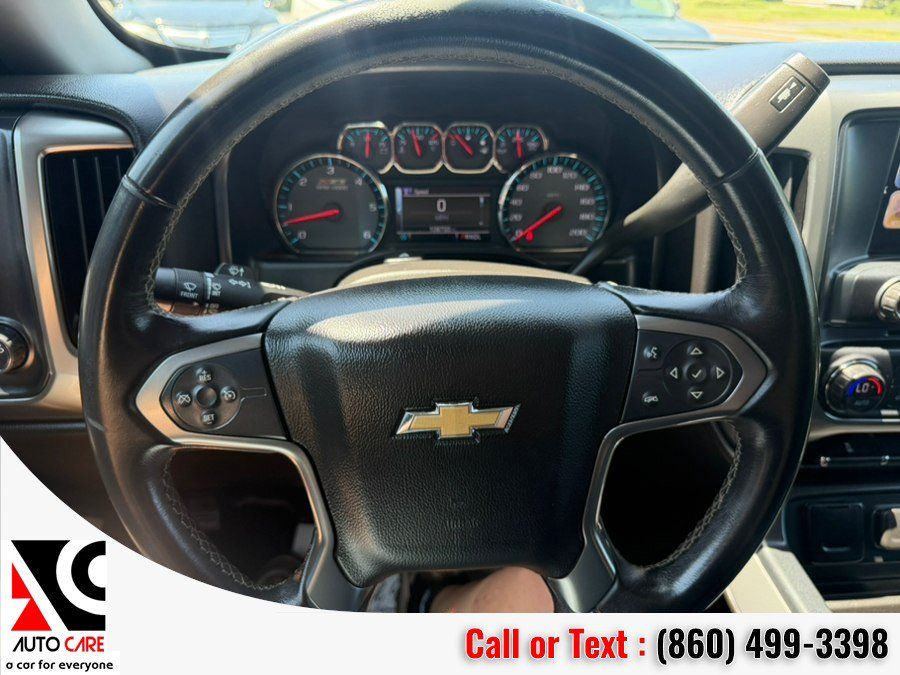 Used 2017 Chevrolet Silverado 1500 LT w/ Midnight Edition AWD/4WD image 16