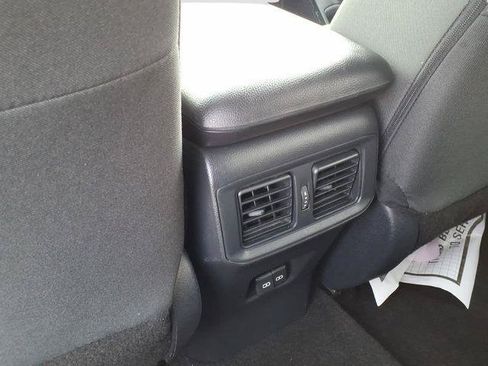 Certified 2025 Toyota RAV4 XLE AWD/4WD image 18