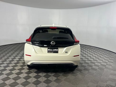 Used 2025 Nissan Leaf SV Plus image 8