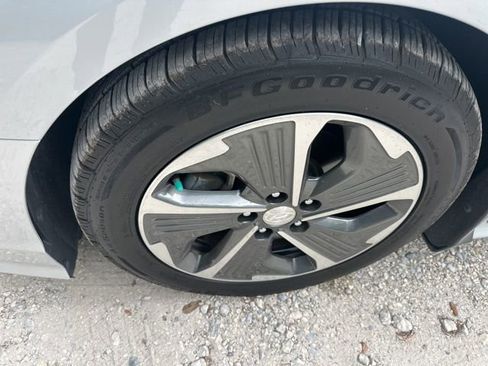 Used 2018 Hyundai Sonata Limited w/ Ultimate Package 02 image 8