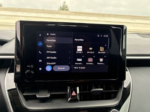 Used 2025 Toyota Corolla LE image 25