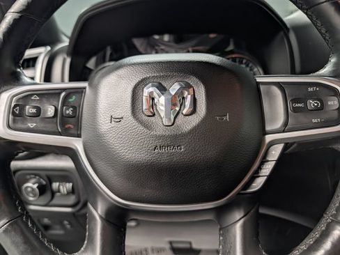 Used 2019 RAM 1500 Big Horn AWD/4WD image 18