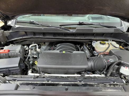 Used 2023 Chevrolet Silverado 1500 High Country w/ High Country Premium Package AWD/4WD image 18