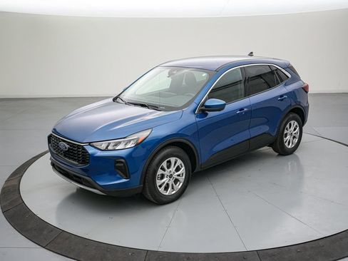 Certified 2023 Ford Escape Active w/ Tech Pack #2 AWD/4WD image 9