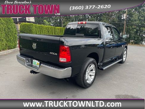 Used 2019 RAM 1500 Classic SLT AWD/4WD image 5