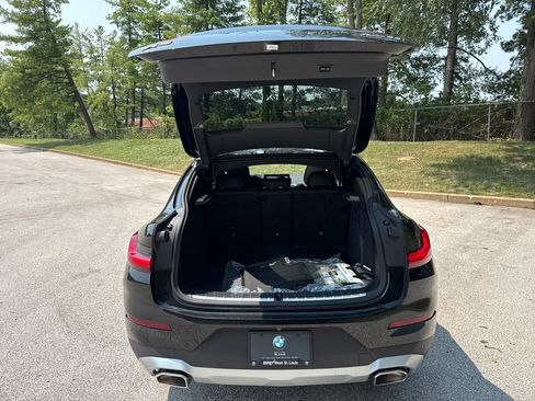 Used 2025 BMW X4 xDrive30i w/ Premium Package AWD/4WD image 28