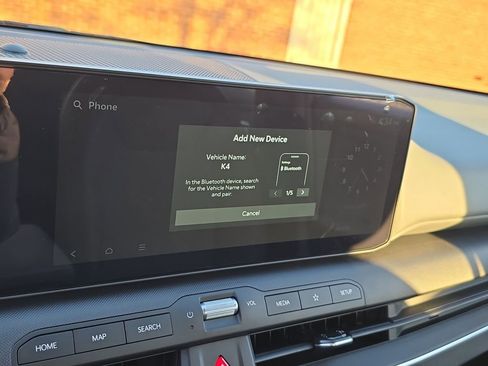 New 2025 Kia K4 LXS image 13