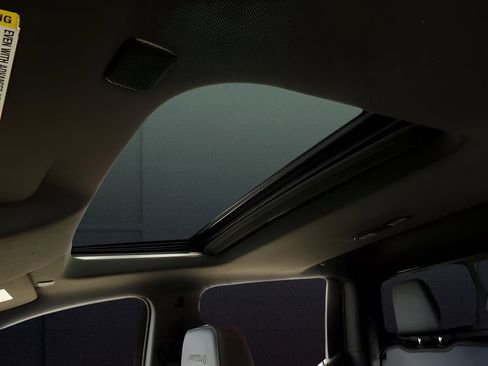 Used 2019 GMC Sierra 1500 AT4 w/ AT4 Premium Package image 14