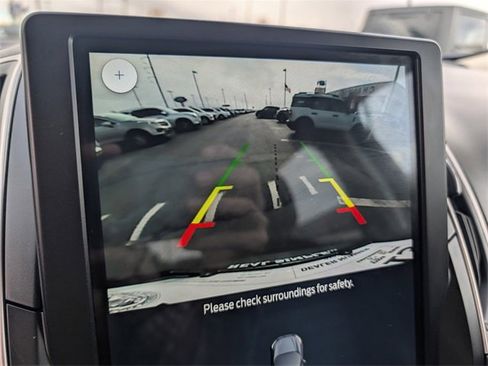 Used 2024 Ford Edge SEL image 13