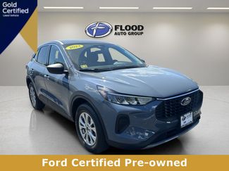 Used 2023 Ford Escape Active AWD/4WD video 1