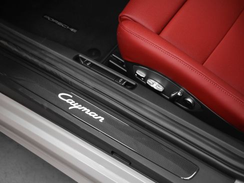 New 2025 Porsche 718 Cayman image 29