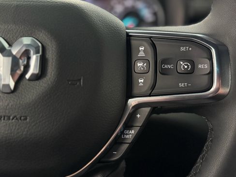 Used 2025 RAM 1500 Laramie AWD/4WD image 24