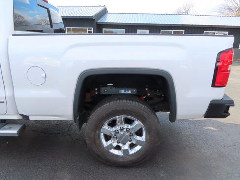 Used 2019 GMC Sierra 3500 Denali w/ Duramax Plus Package image 16