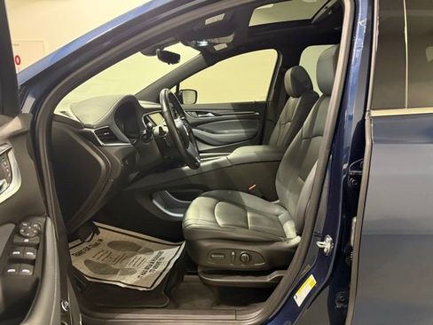 Certified 2022 Buick Enclave Essence w/ Experience Buick Package image 12