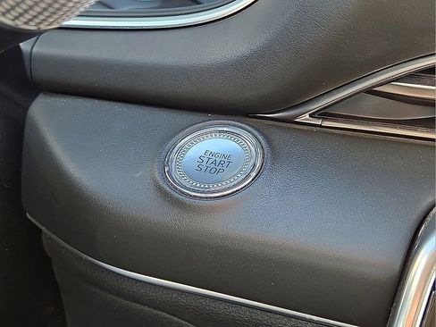 Used 2024 Genesis GV80 2.5T image 31