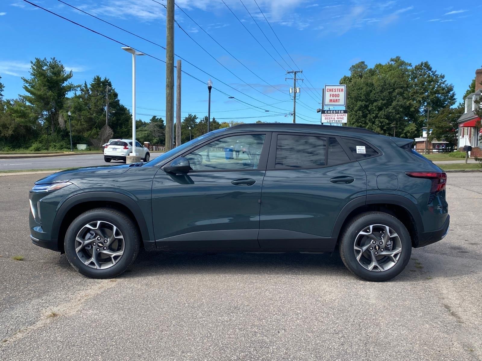 New 2026 Chevrolet Trax LT FWD image 3