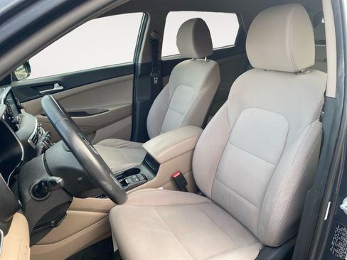 Used 2020 Hyundai Tucson Sport FWD image 10