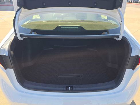 Certified 2025 Toyota Corolla SE w/ SE Premium Package FWD image 16