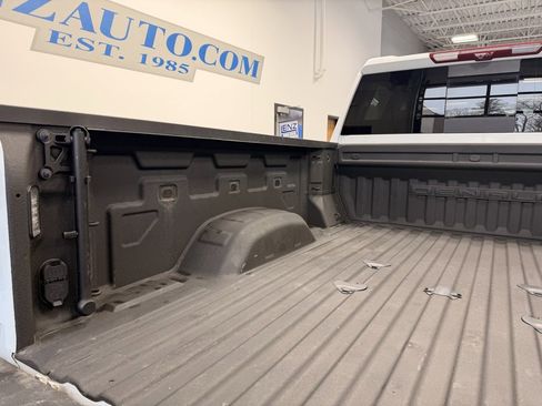 Used 2024 GMC Sierra 3500 Denali w/ Denali Reserve Package image 9