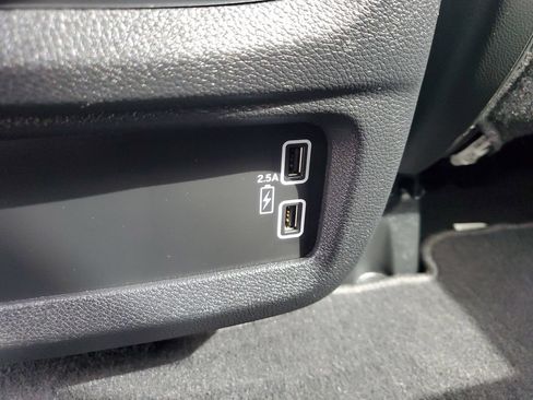 Used 2019 Honda Ridgeline Black Edition image 12