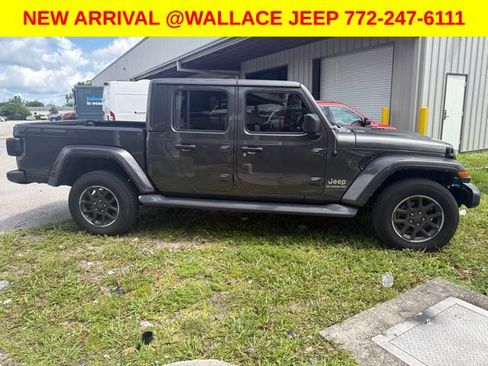 Used 2021 Jeep Gladiator Overland w/ Popular Equipment Package AWD/4WD image 3