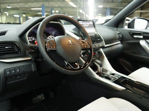 New 2026 Mitsubishi Eclipse Cross SEL AWD/4WD image 5